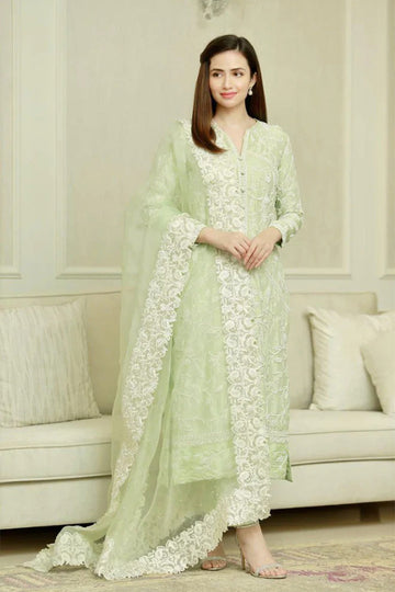 BANARSIJORA- 3PC LAWN EMBROIDERED BJ-S03
